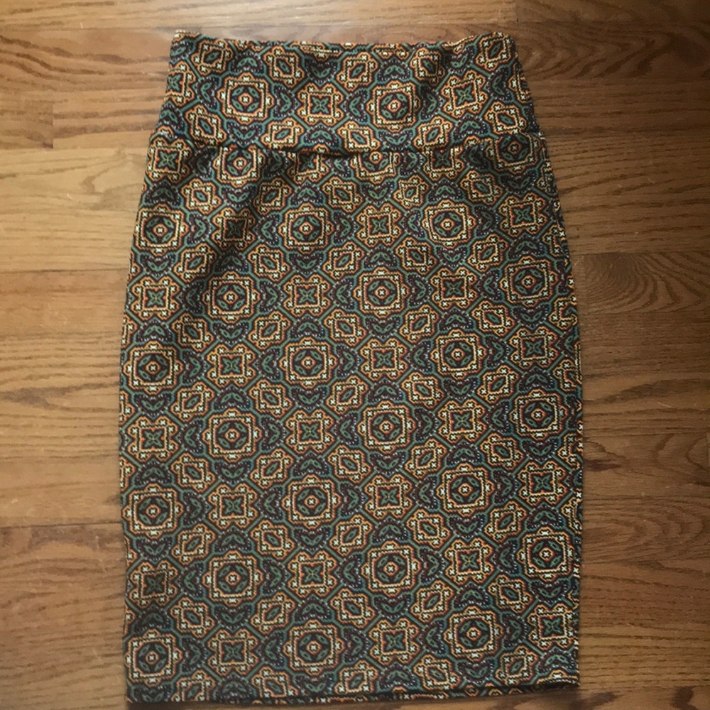 LulaRoe stretchy pattern pencil skirt